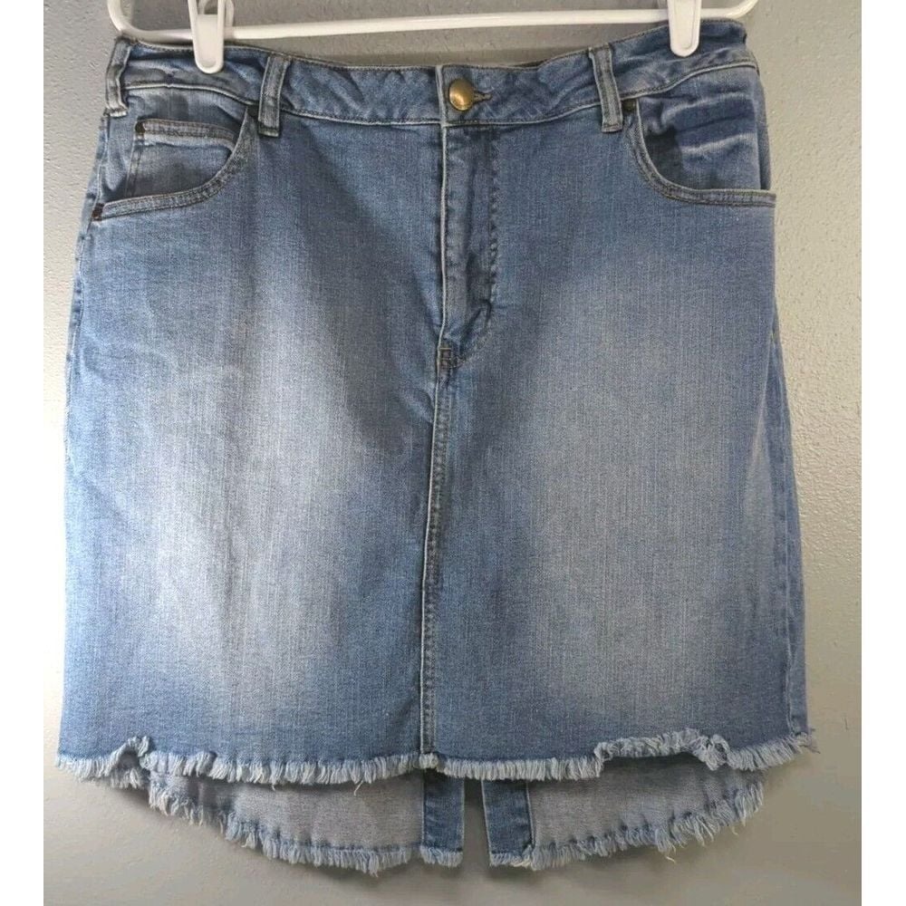 Tinseltown Denim Couture Juniors Blue Jean Skirt‎ Size 15 435